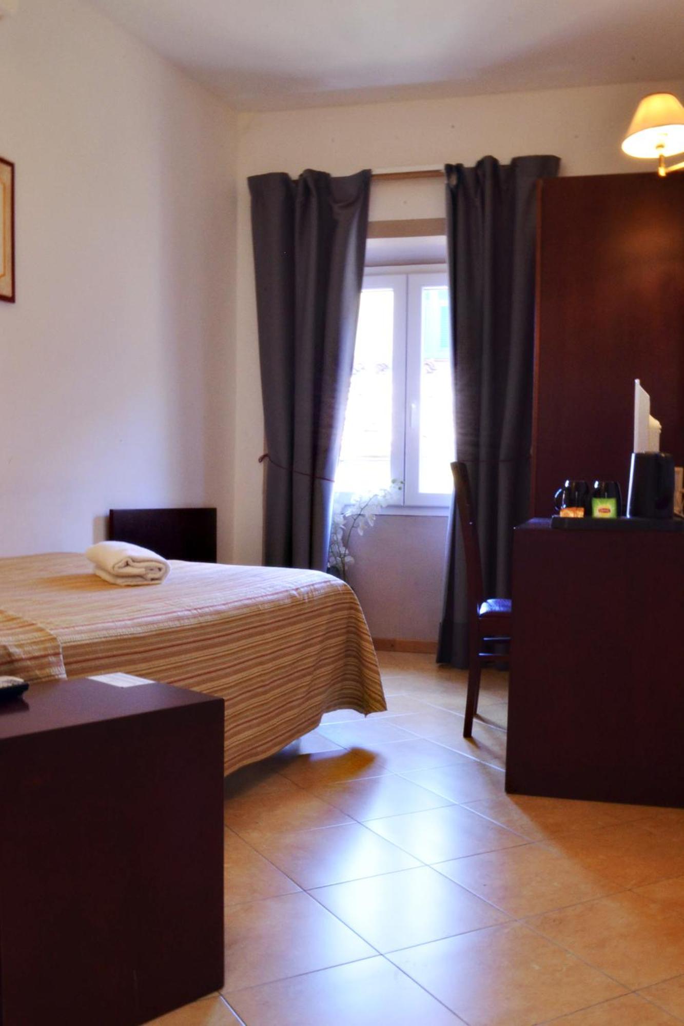 Hotel Cardinal Of Florence - Recommended For Ages 25 To 55 المظهر الخارجي الصورة